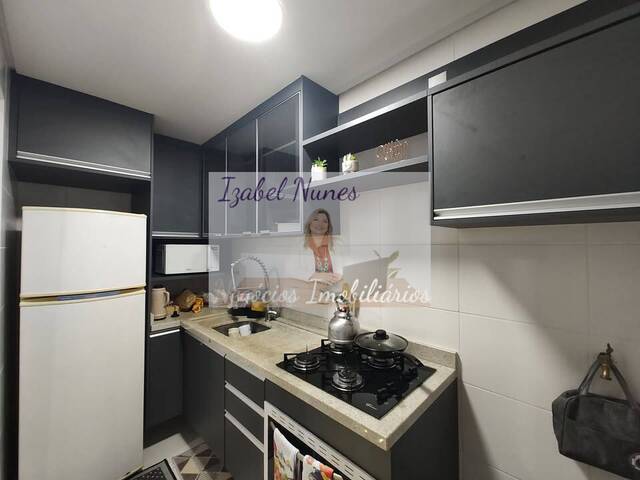 #24 - Apartamento para Venda em São José dos Pinhais - PR
