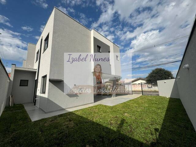 #32 - Casa para Venda em São José dos Pinhais - PR